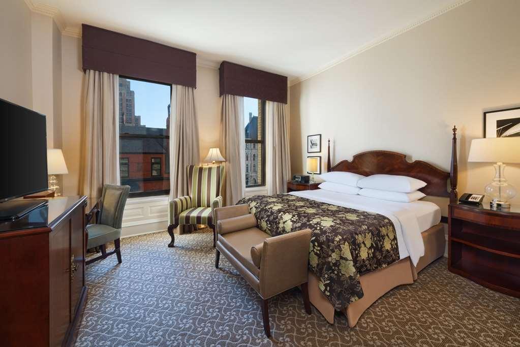 The Pfister Hotel Милуоки Екстериор снимка