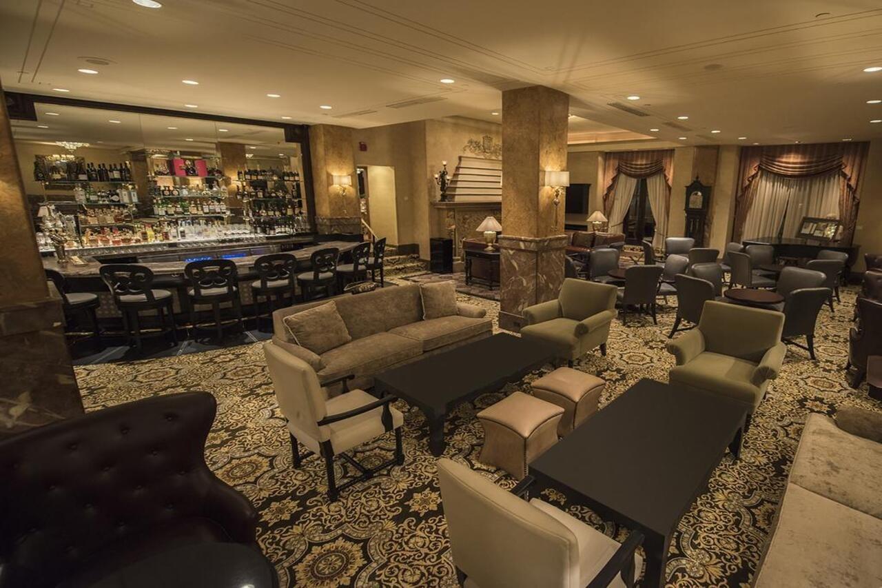 The Pfister Hotel Милуоки Екстериор снимка