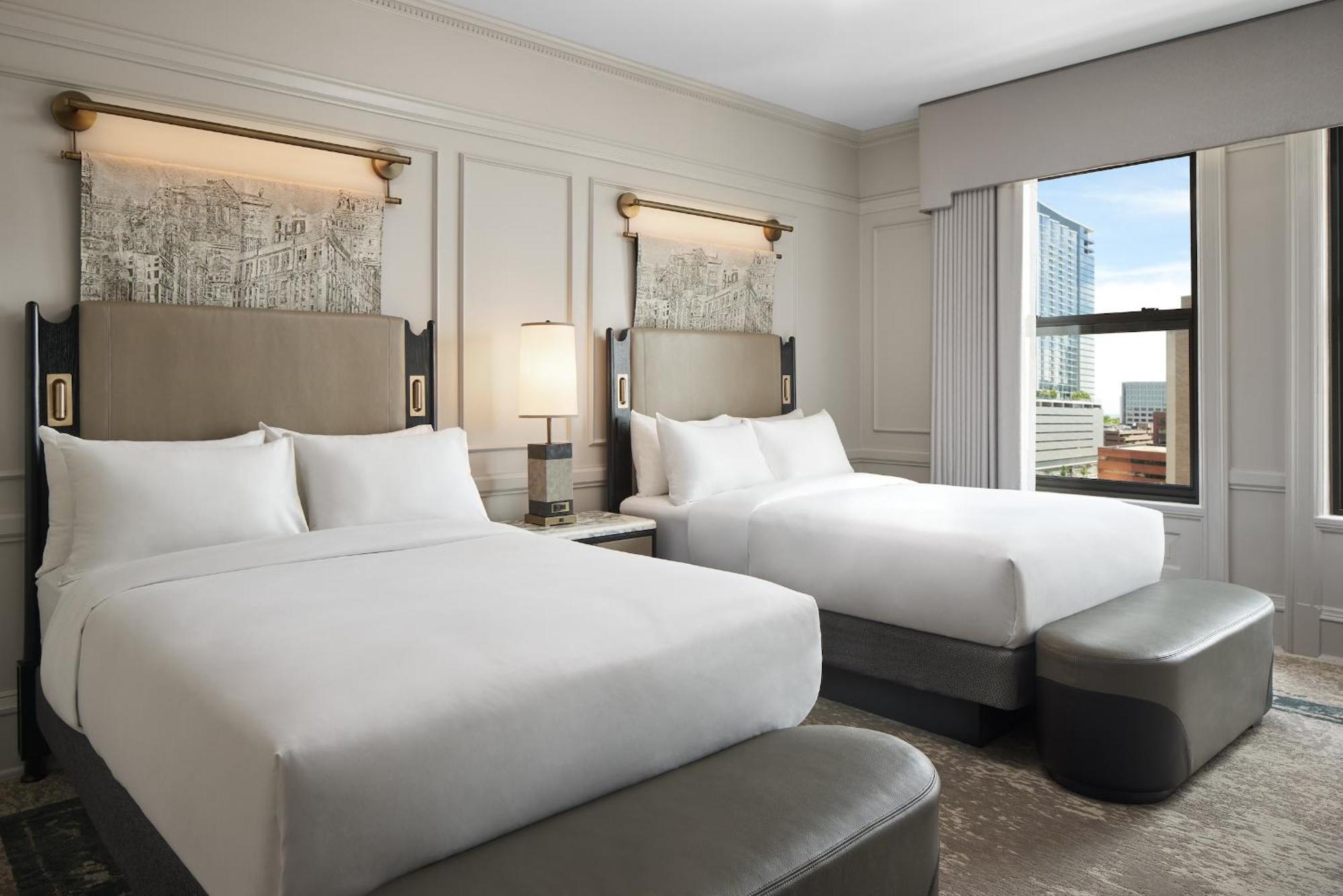 The Pfister Hotel Милуоки Екстериор снимка